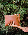 Modern+Chic - Alexa Oversized Clutch