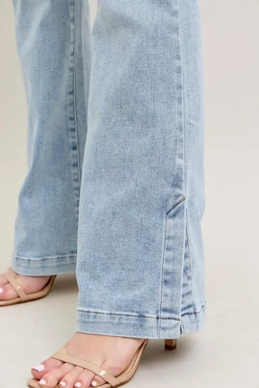 175678fa-994b-457c-af6a-d814d13d3b89-Max