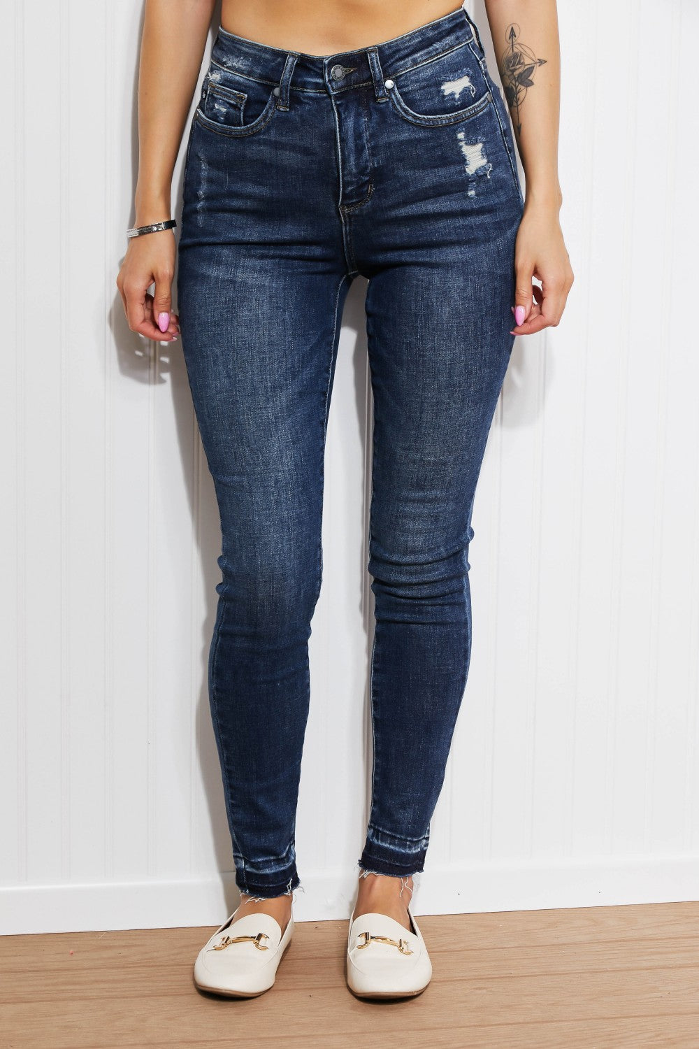 c0d9fb77250743869960ceabec4eab64-Max