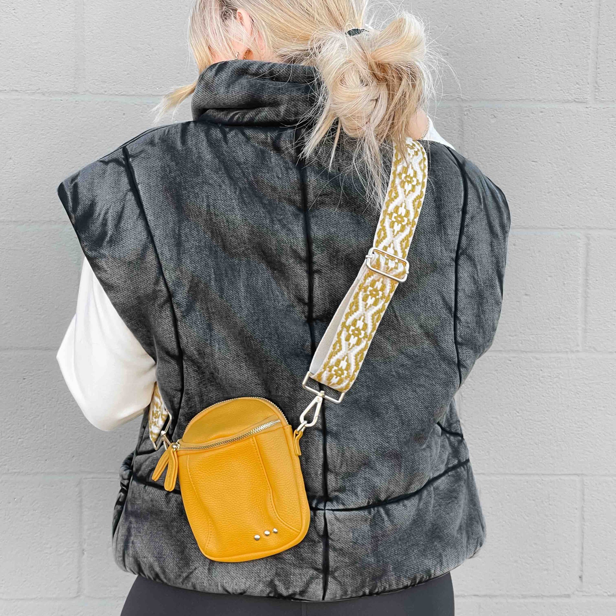 Ellie Crossbody Bag – Soft Vegan Leather with Adjustable Strap